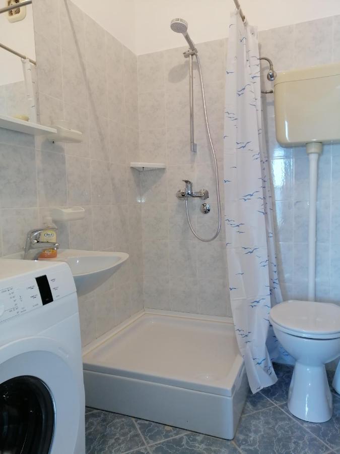Apartmani Dubravko Putniković Exterior foto